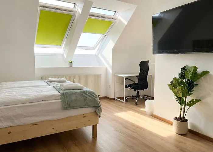 Modern Private With Balcony Near Belvedere Palace * Βιέννη